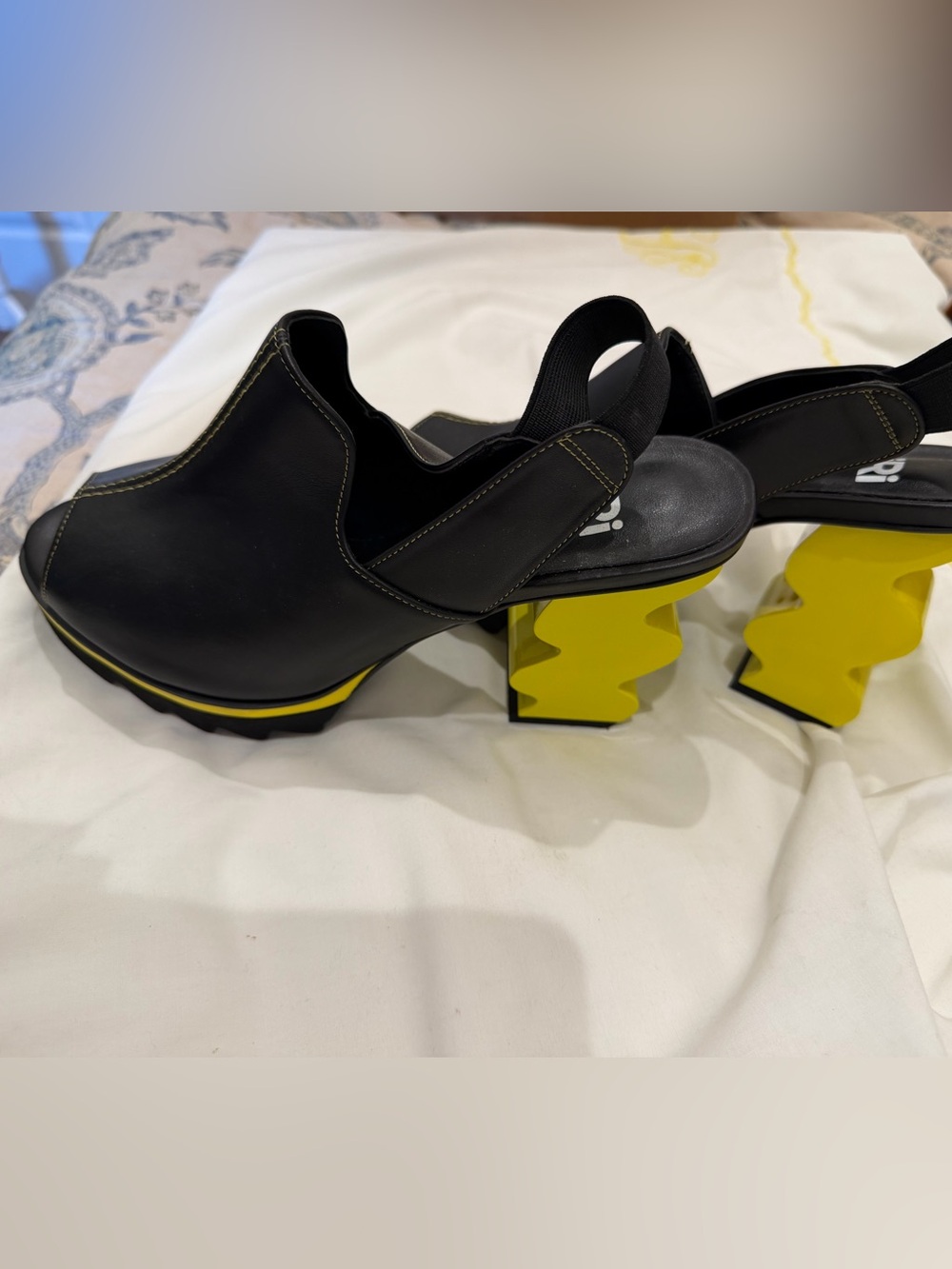Black Slingback Heels with Yellow Sculpted Block Heel. Brand New. Iri